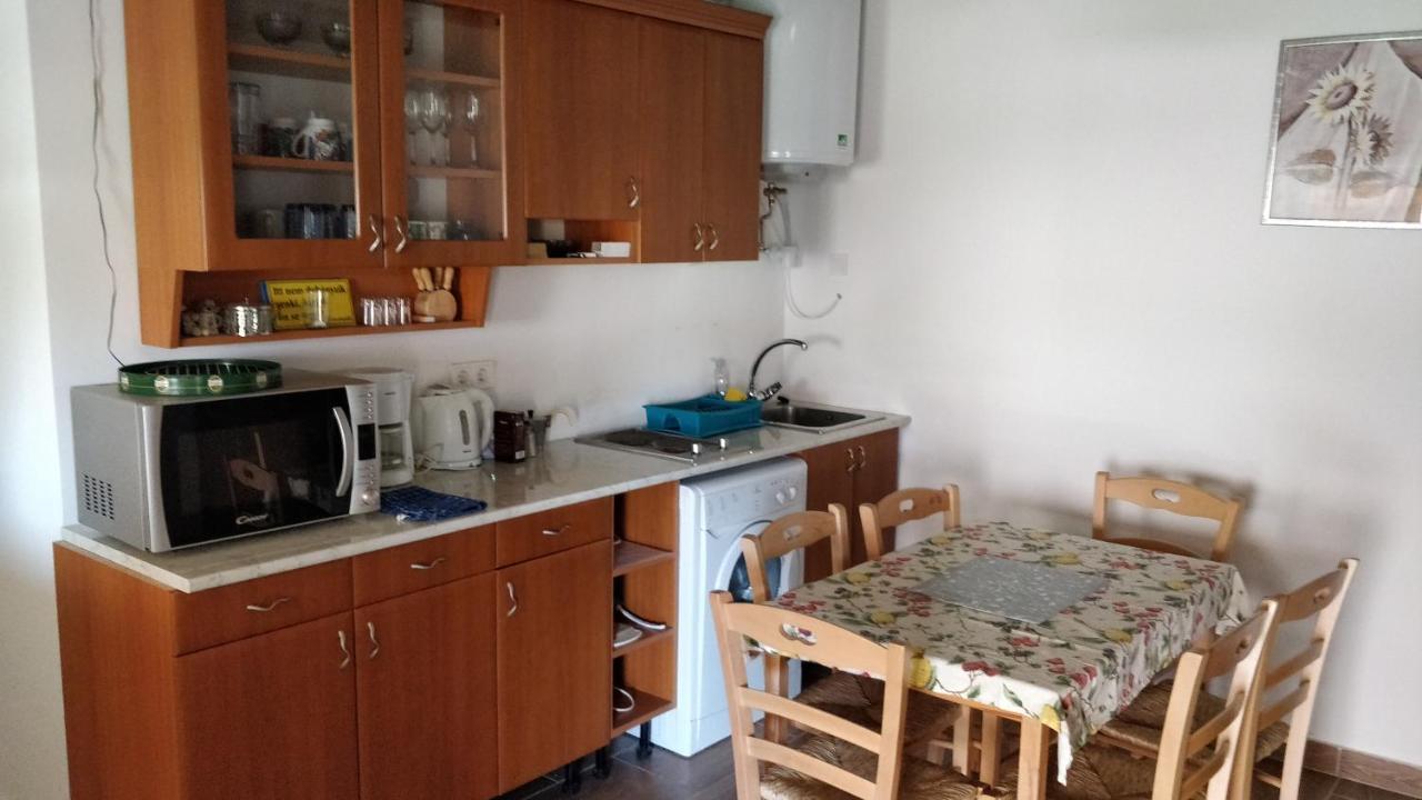Oereghaz Vendeghaz Apartment Lakhegy Bagian luar foto
